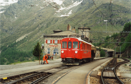 Locomotiva ad Alp Grüm