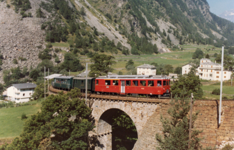 Treno sul viadotto di Brusio
